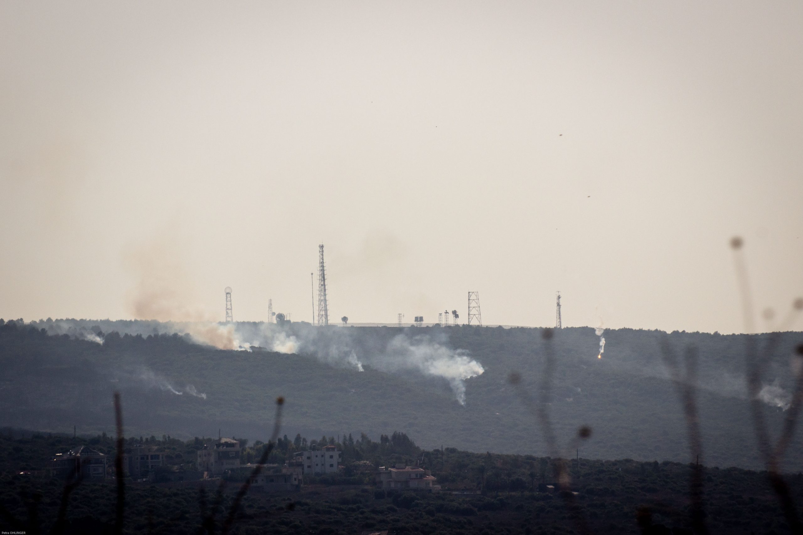 Israelilaisten pommien aiheuttamia metsäpaloja Labbounehissa. Alma al-Shaab, Etelä-Libanon. Kuva: Philippe Pernot (28.10.2023).